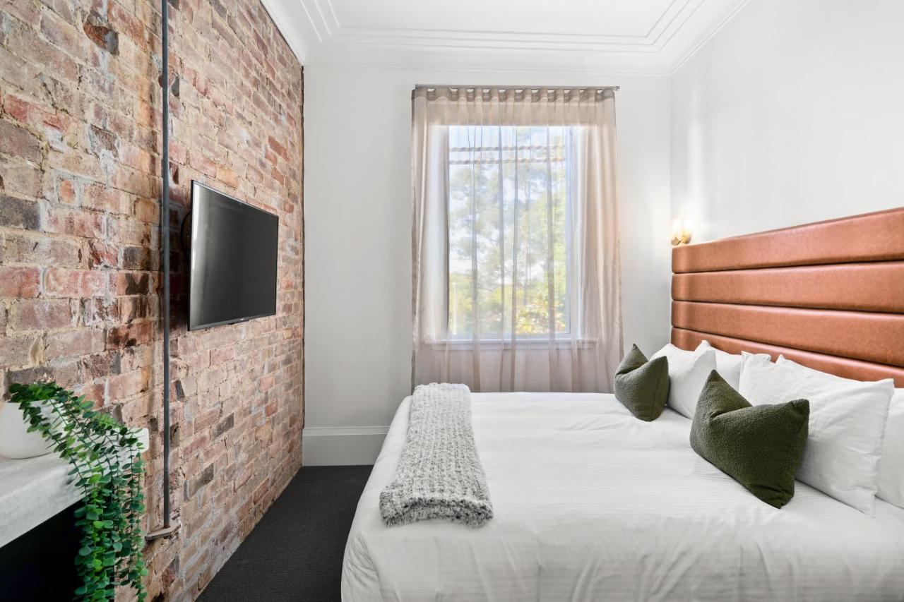 Grand Hotel&Studios Wyong Esterno foto